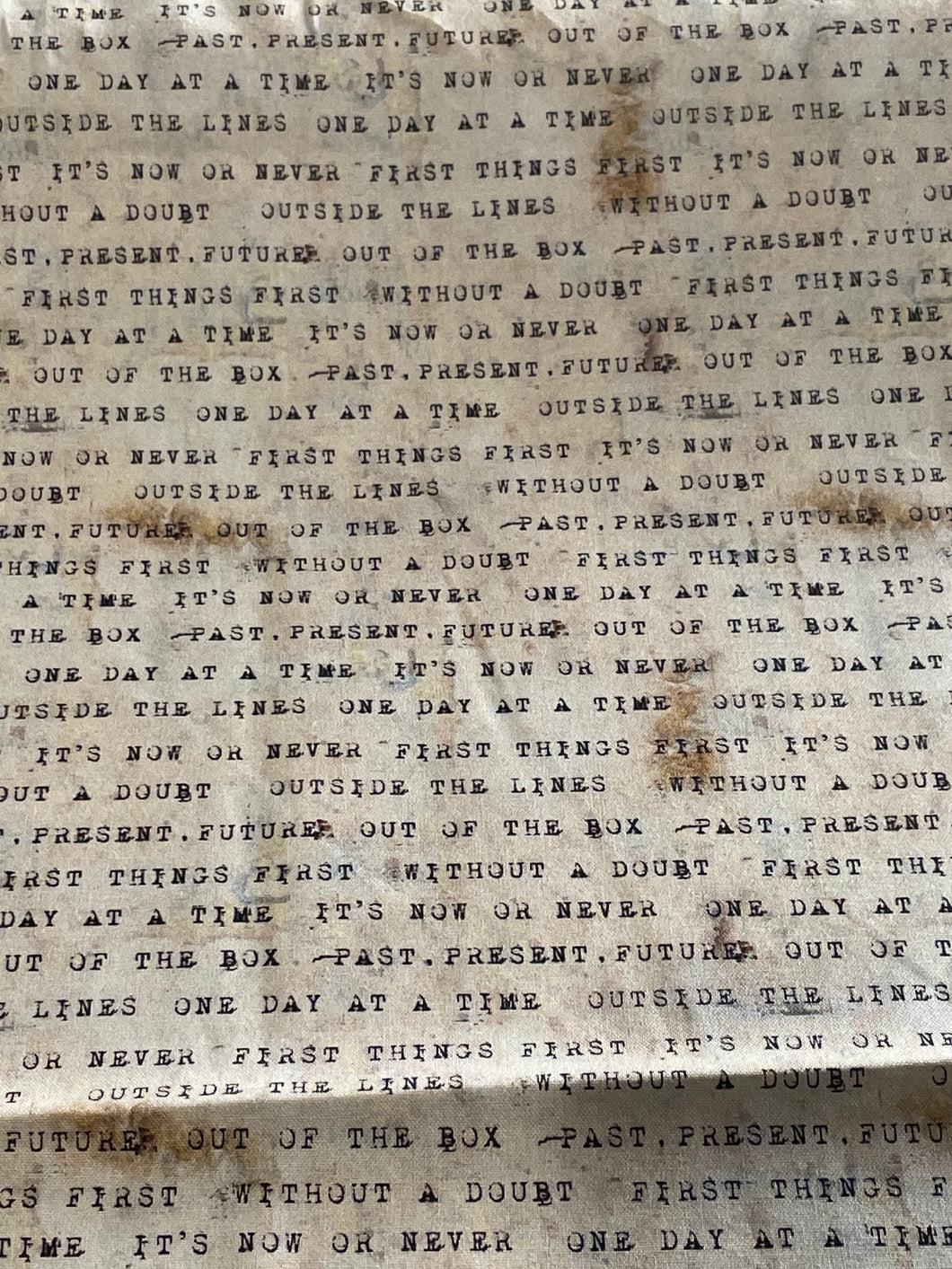 Seth Apter fabric fat 1/4 - Live out loud collection: Mantra